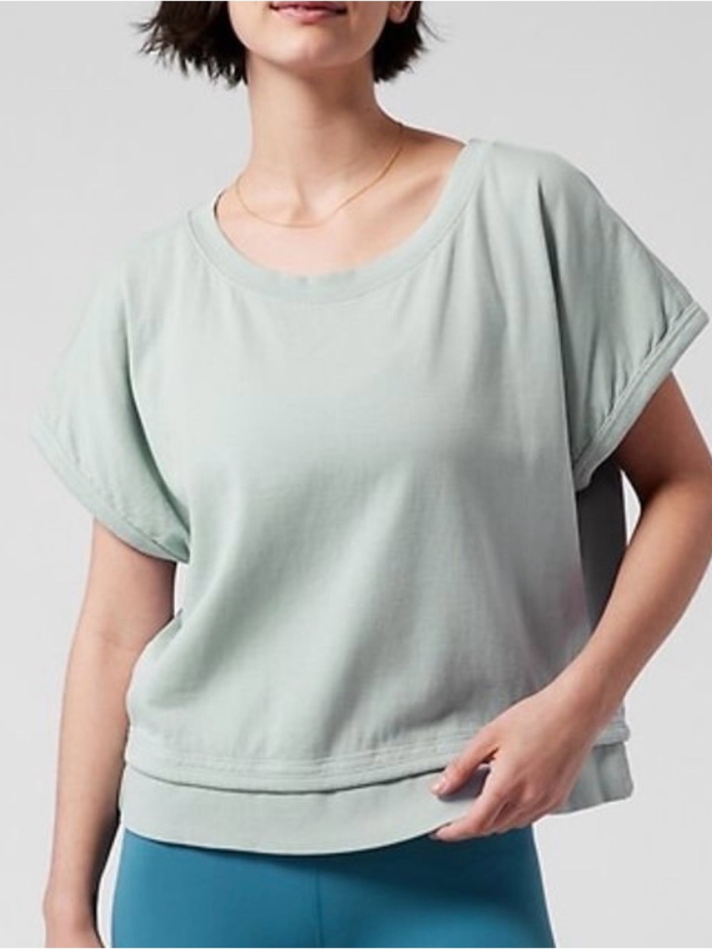 Athleta Sundown Shirred Tee Women’s M Blue Cropped Cap Sleeve Cotton Crew Neck